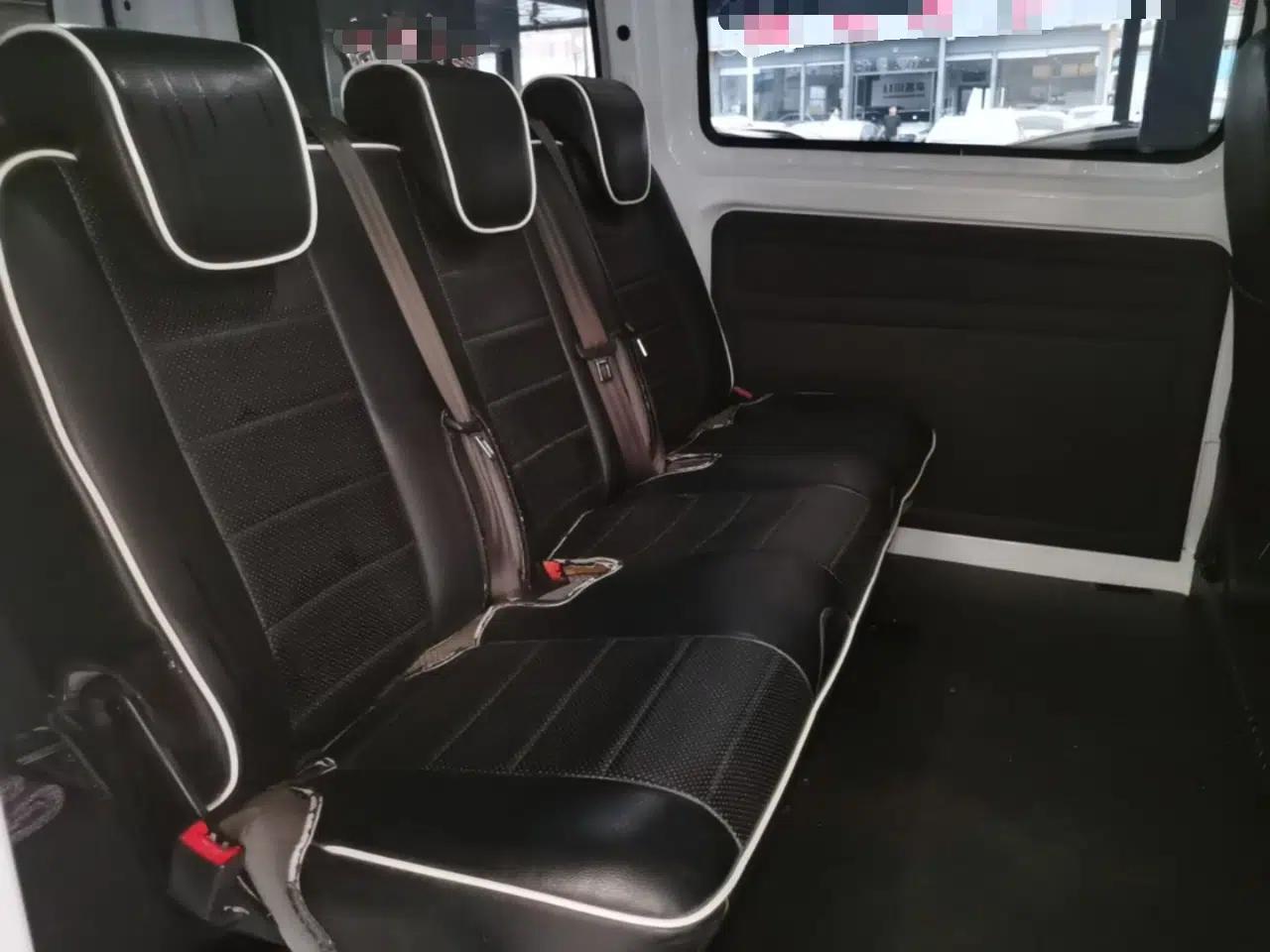 Ford Transit 2017 2.0T Diesel Multi-Purpose Commercial Vehicle Short Wheelbase Low Roof China V Standard — миниатюра 20