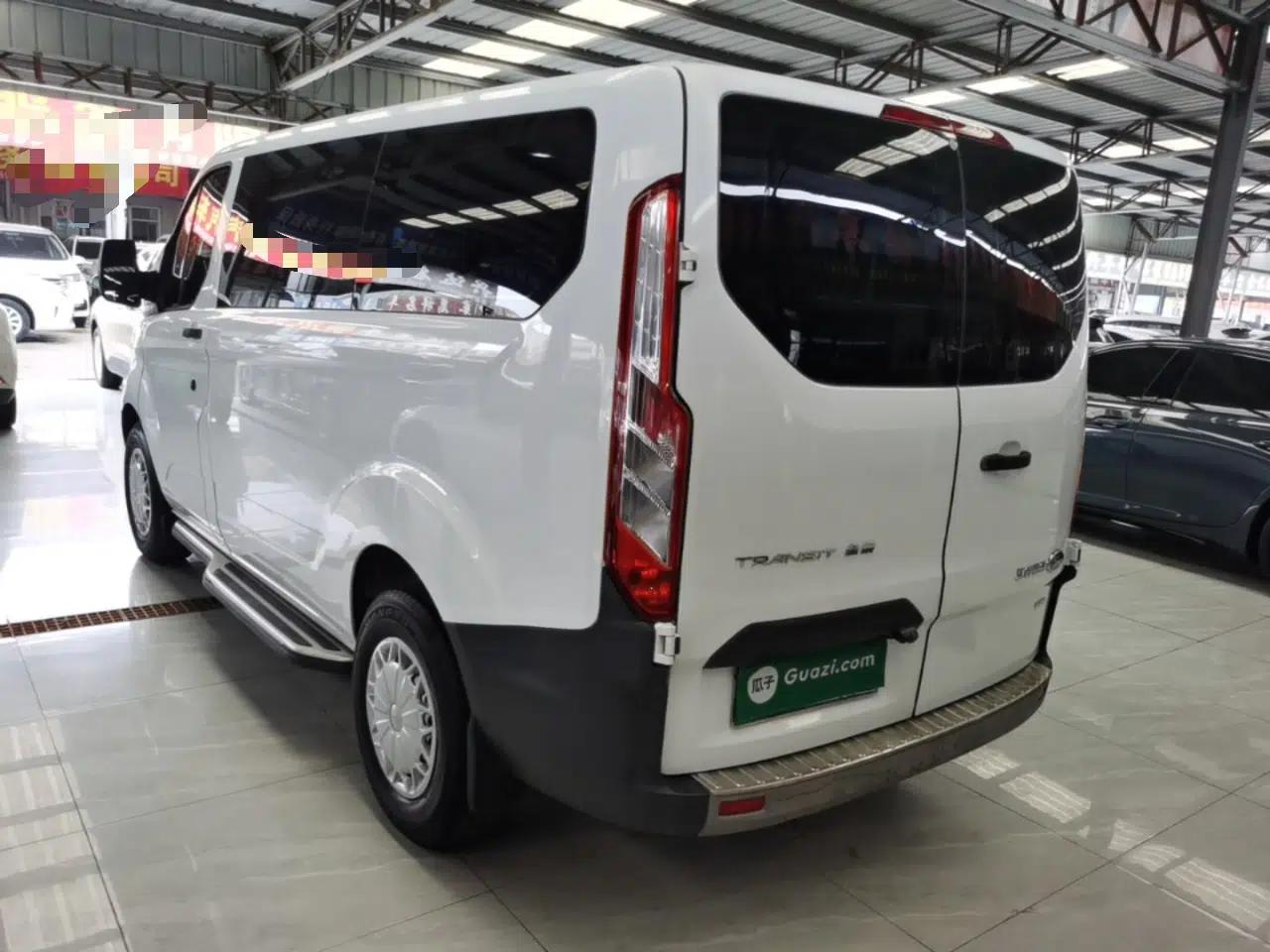 Ford Transit 2017 2.0T Diesel Multi-Purpose Commercial Vehicle Short Wheelbase Low Roof China V Standard — миниатюра 4