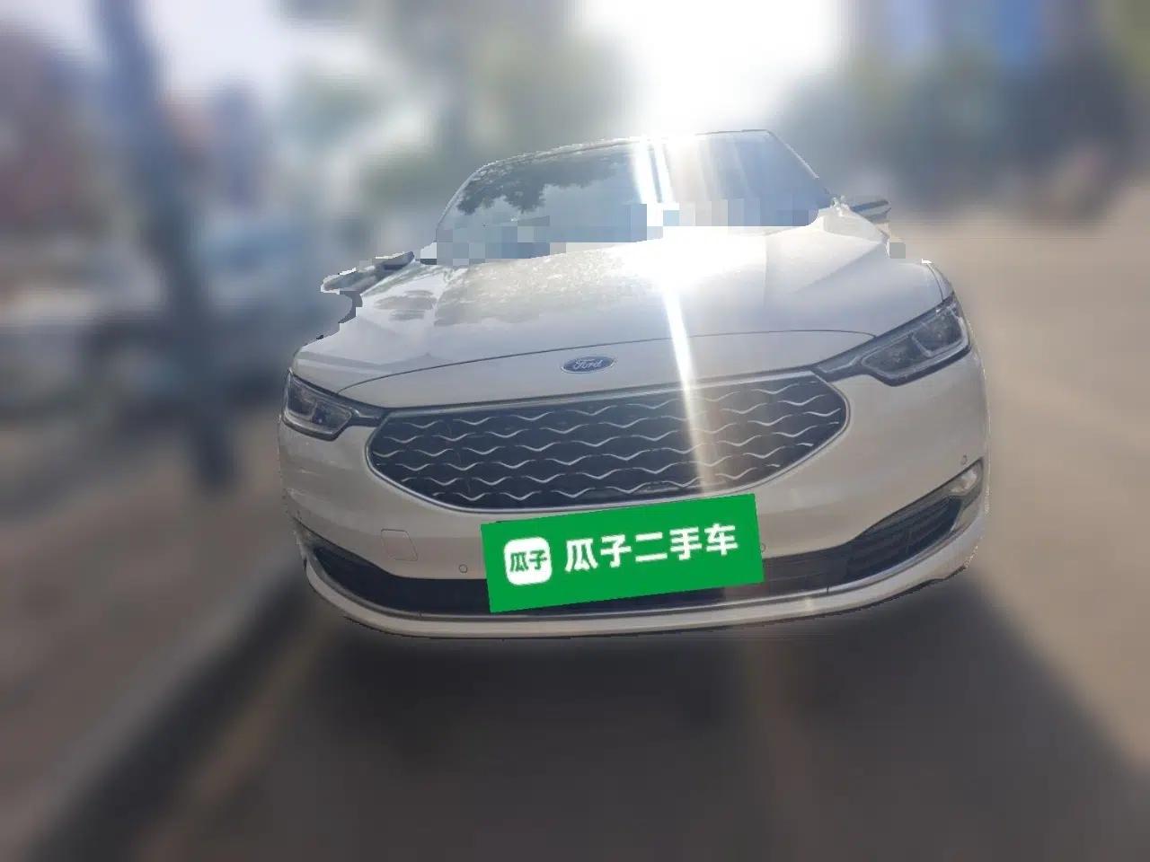 Ford Taurus 2019 EcoBoost 245 Vignale Deluxe Edition — миниатюра 2
