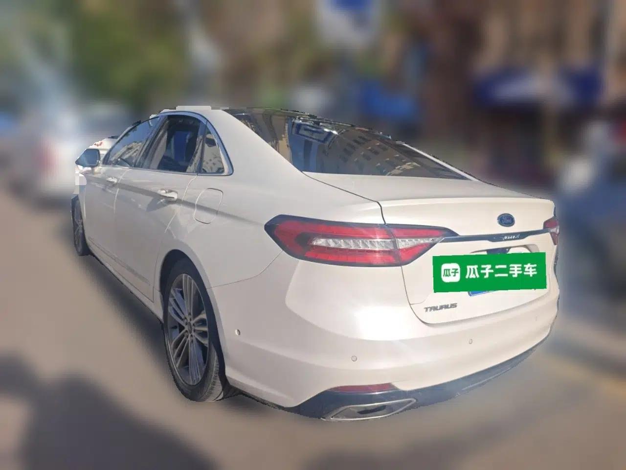 Ford Taurus 2019 EcoBoost 245 Vignale Deluxe Edition — миниатюра 4