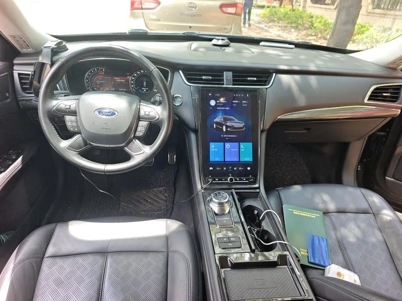 Ford Taurus 2019 EcoBoost 245 Premium Edition — миниатюра 10