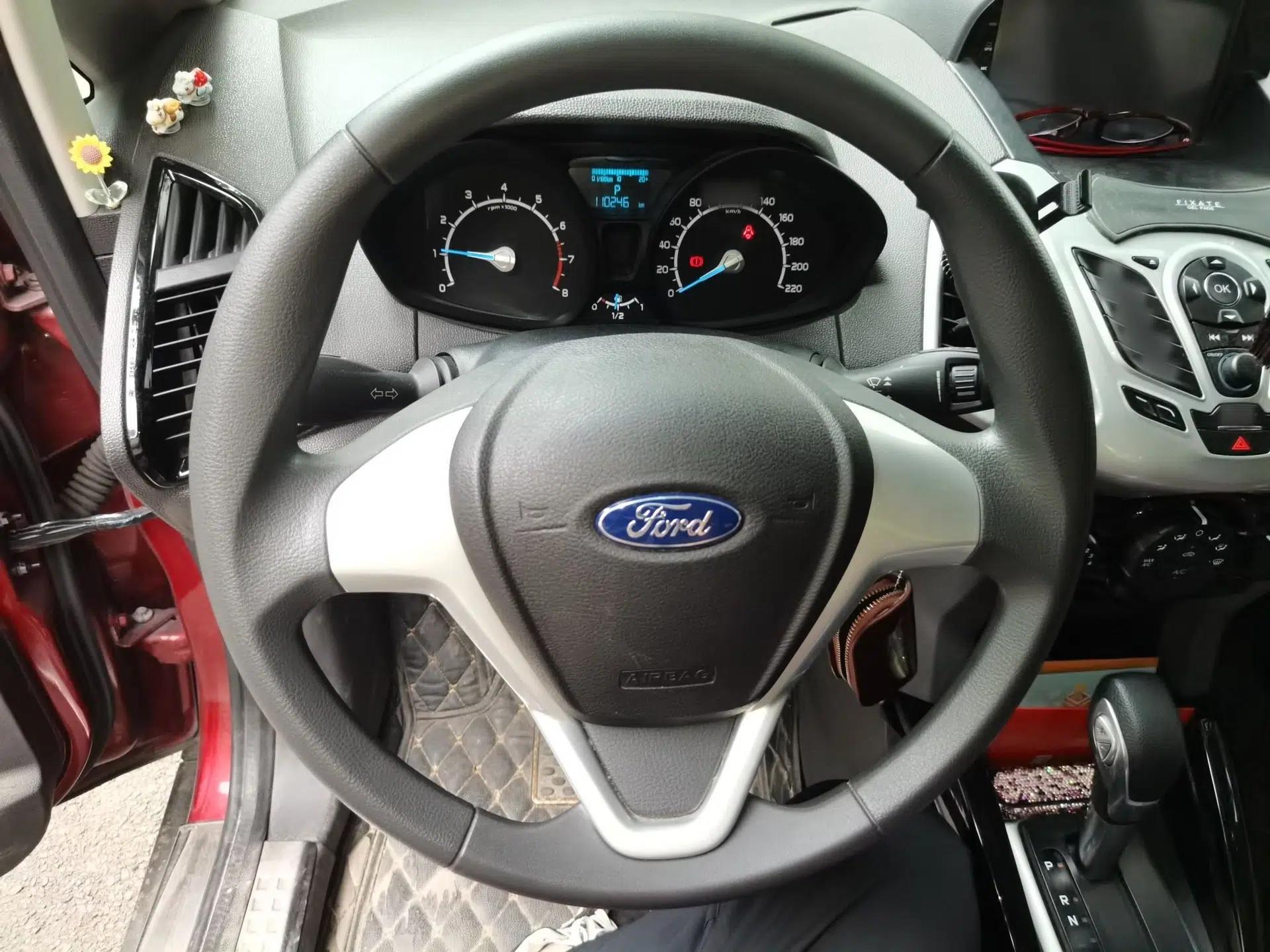 Ford EcoSport 2013 1.5L Automatic Fashion Model — миниатюра 11