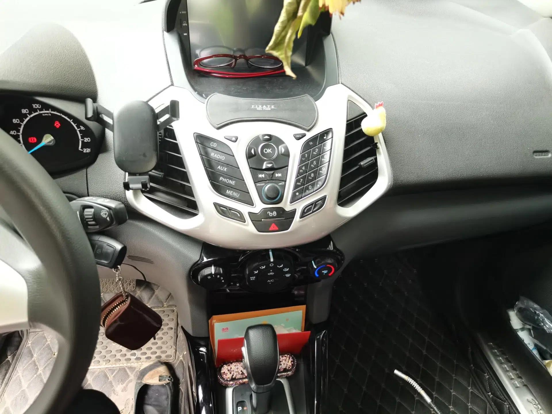 Ford EcoSport 2013 1.5L Automatic Fashion Model — миниатюра 14