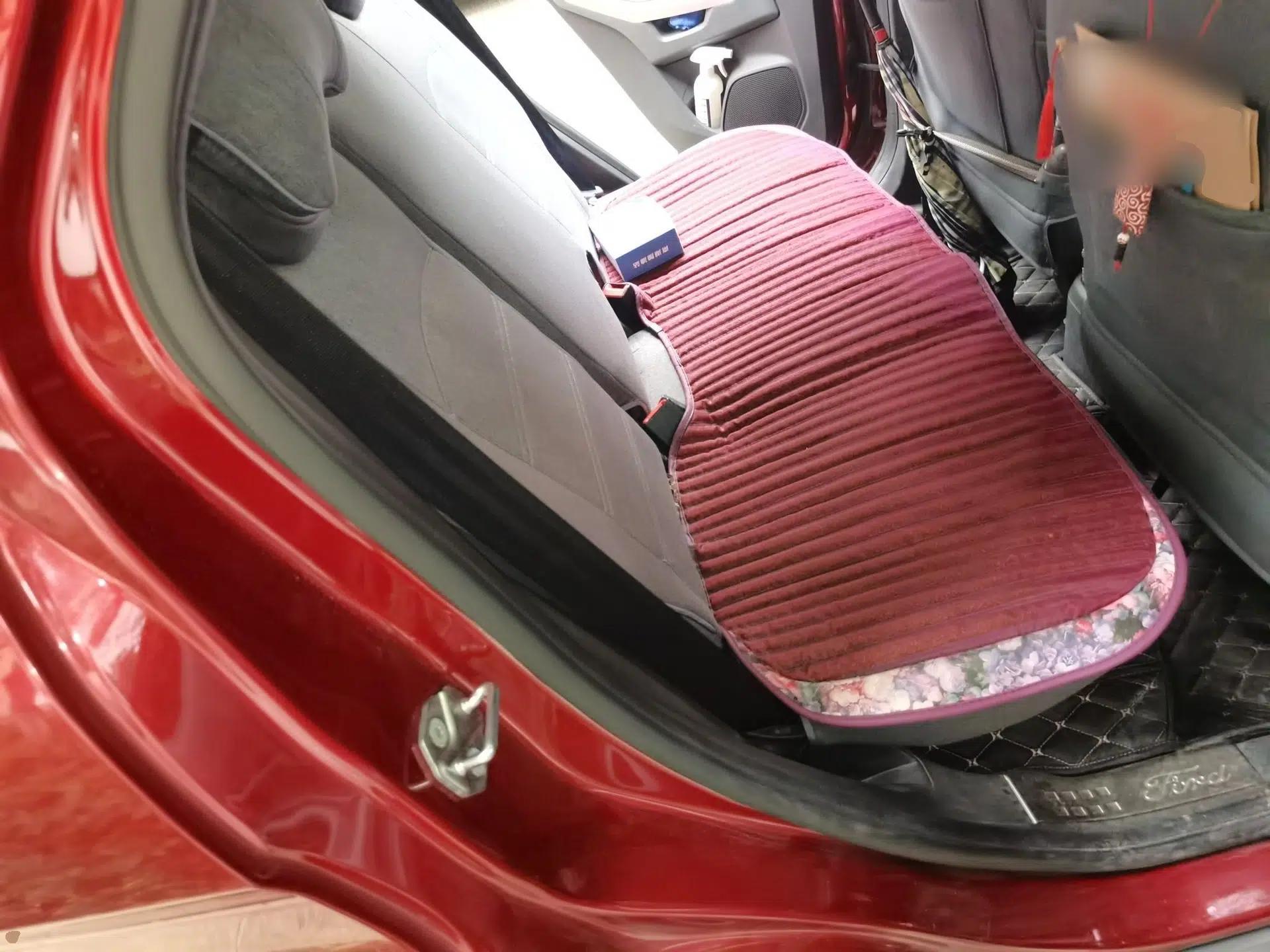 Ford EcoSport 2013 1.5L Automatic Fashion Model — миниатюра 18