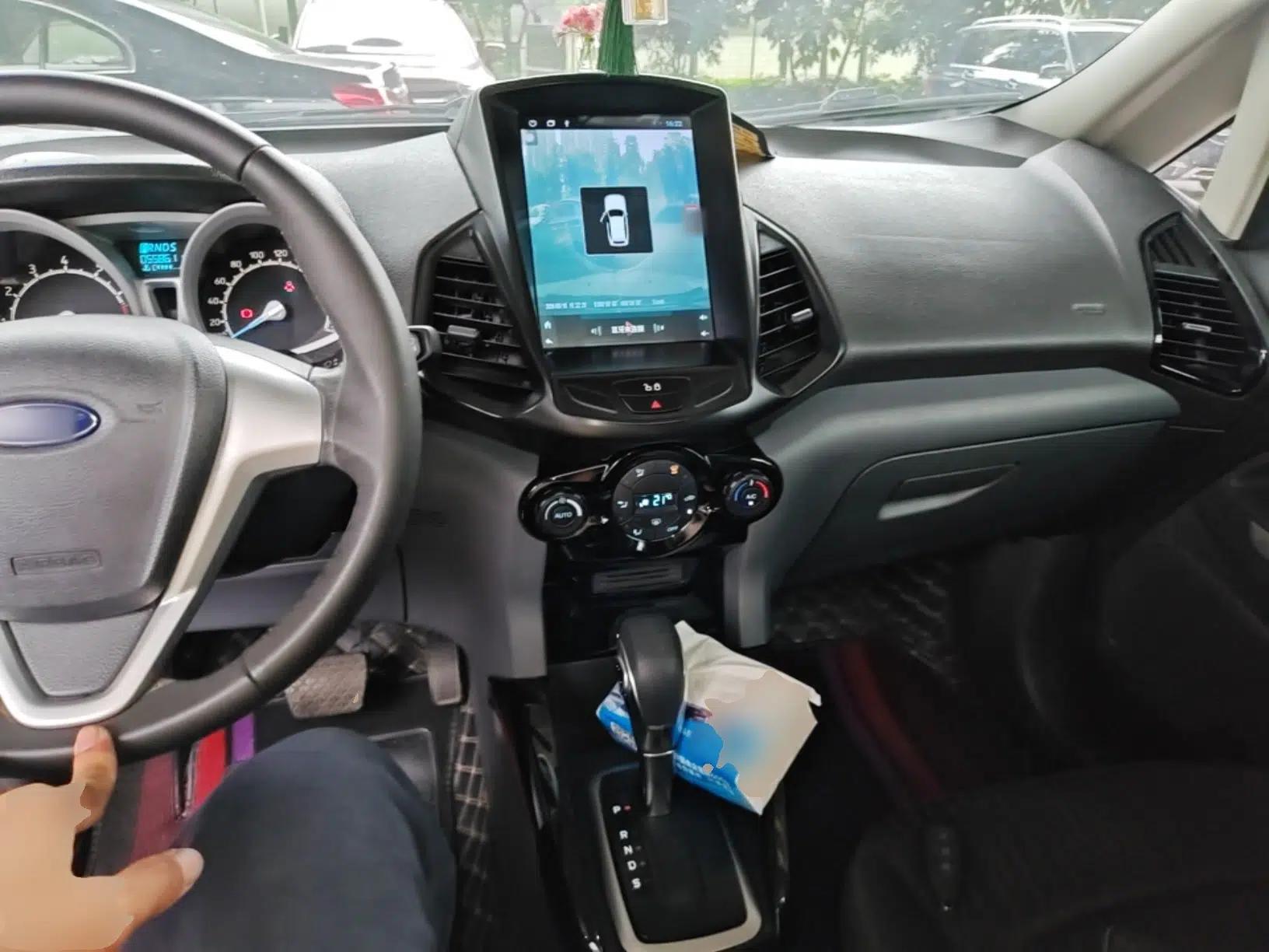 Ford EcoSport 2017 1.5L Automatic Prestige Model — миниатюра 12