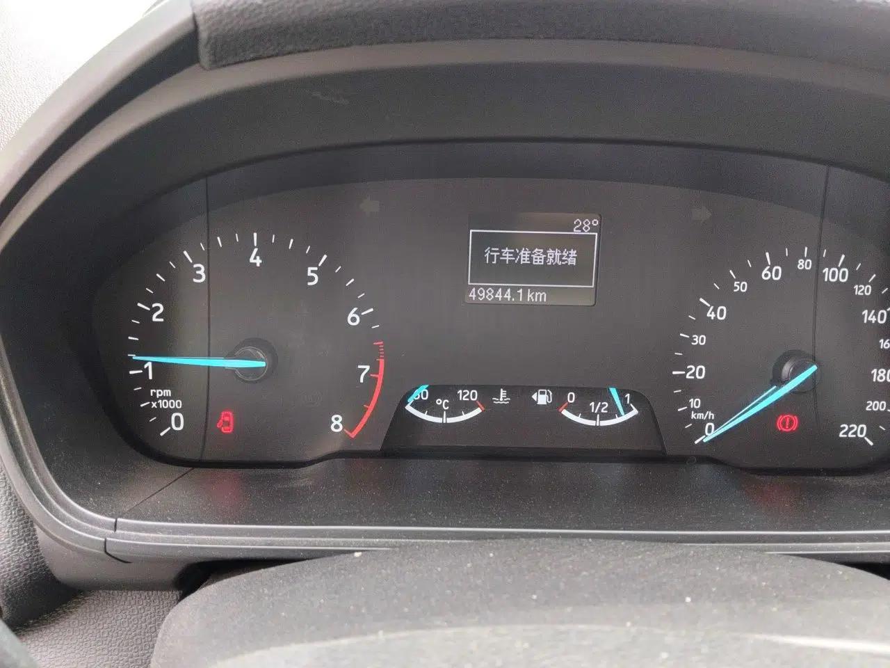 Ford EcoSport 2018 1.5L Manual Jingyi Model — миниатюра 13