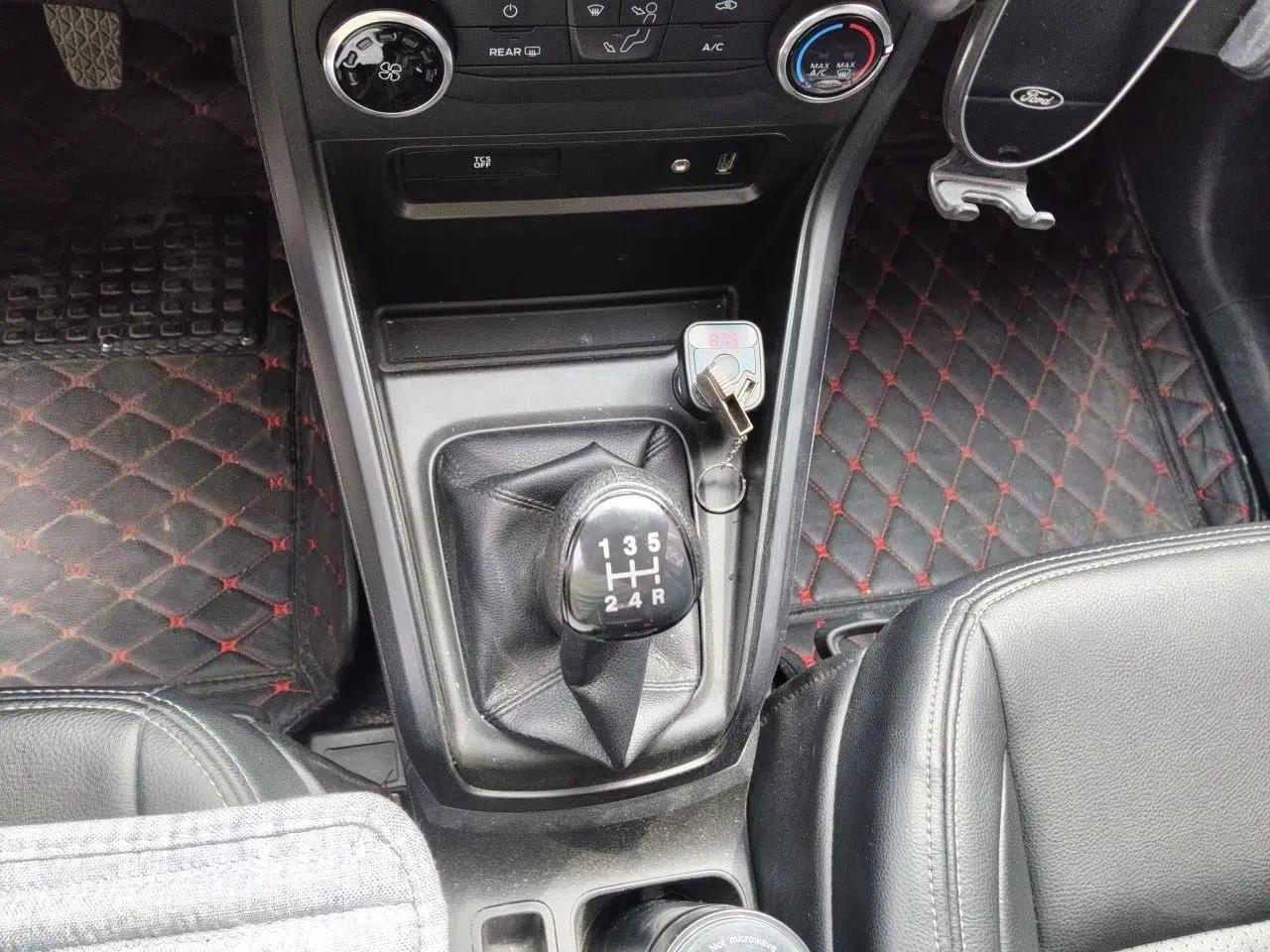 Ford EcoSport 2018 1.5L Manual Jingyi Model — миниатюра 15