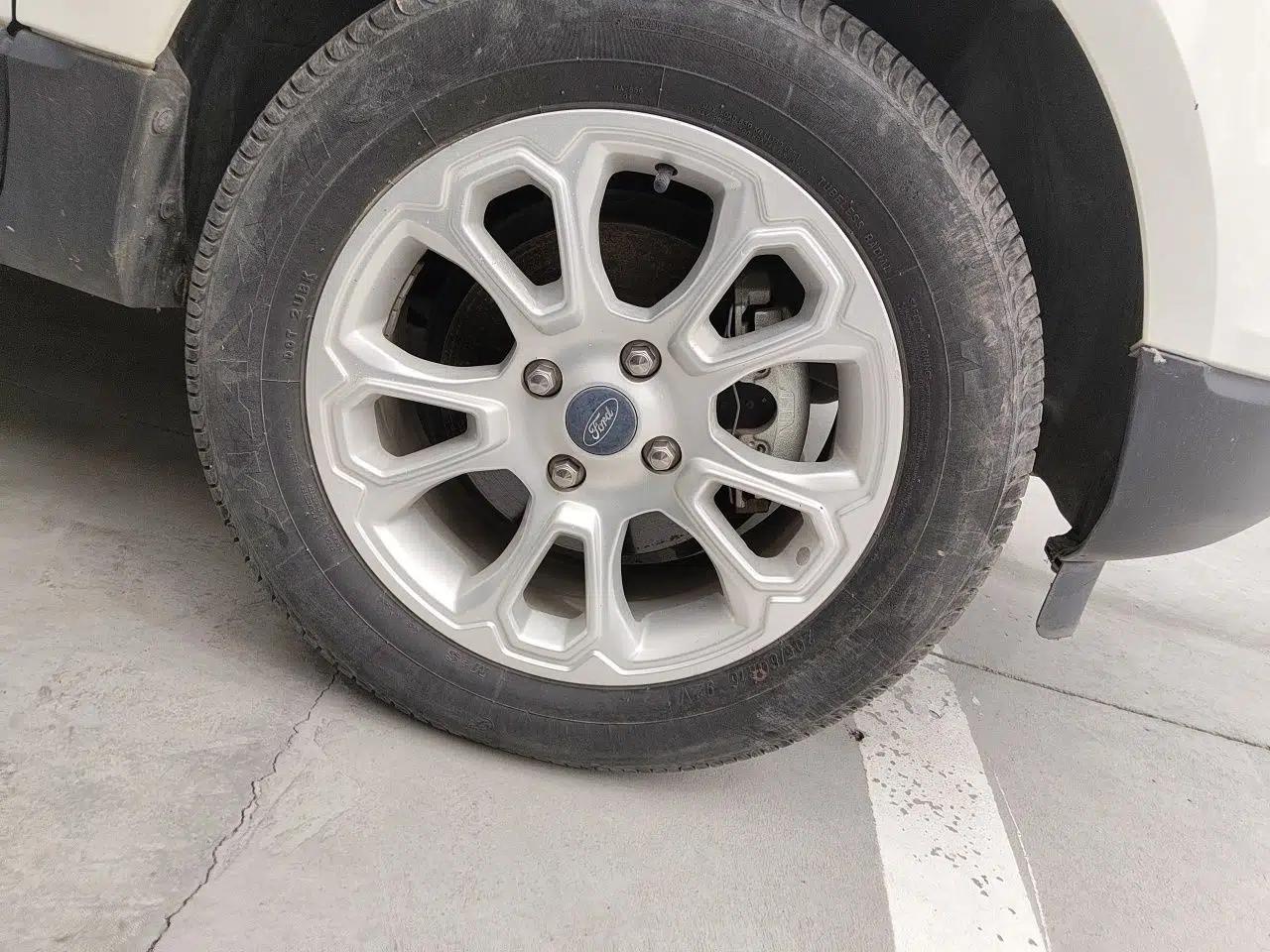 Ford EcoSport 2018 1.5L Manual Jingyi Model — миниатюра 8
