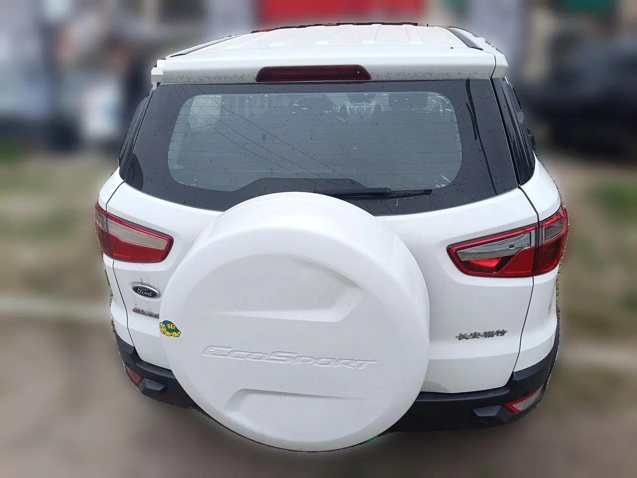 Ford EcoSport 2013 1.5L Manual Comfort Model — миниатюра 5
