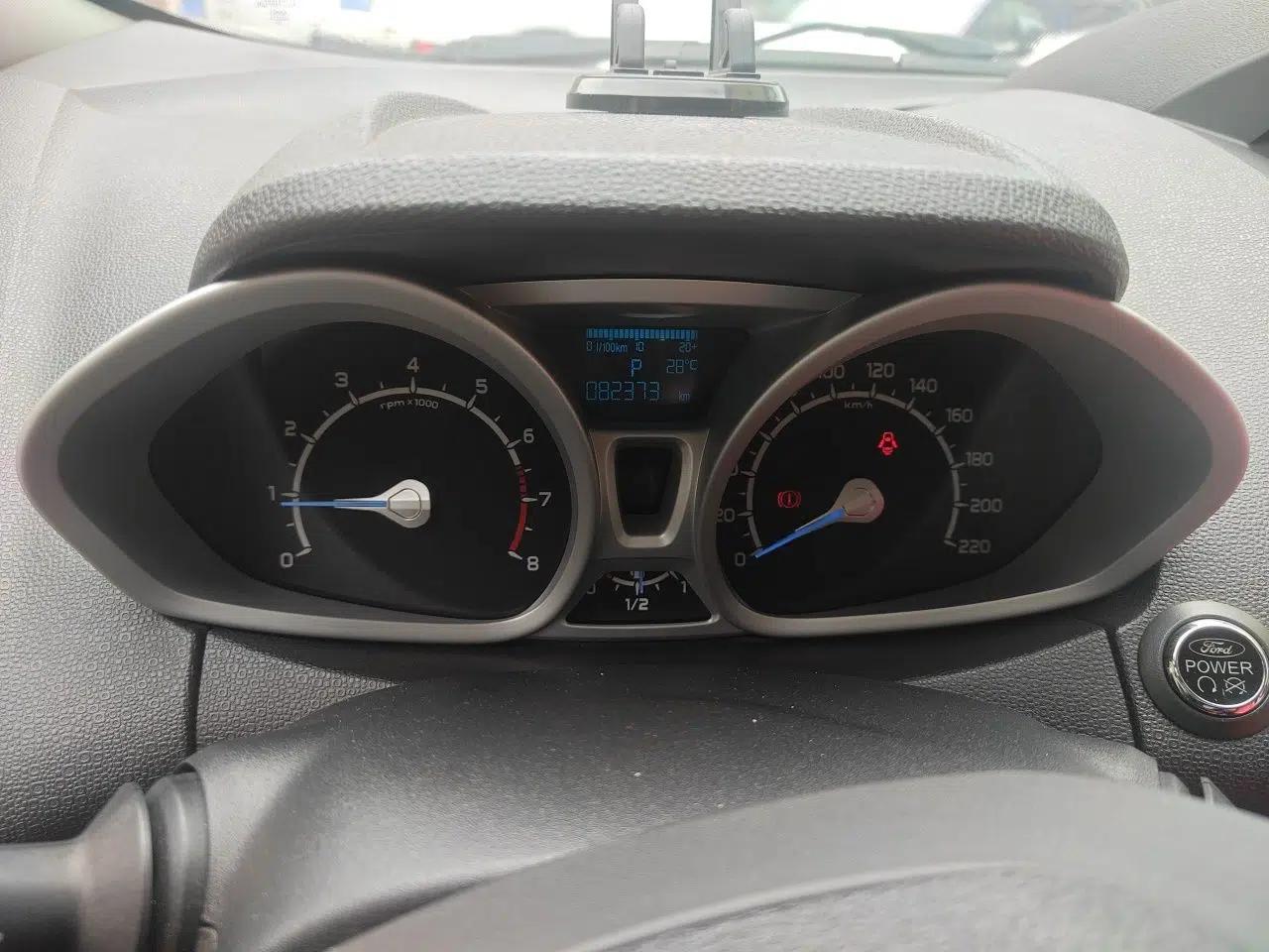Ford EcoSport 2013 1.5L Automatic Prestige Model — миниатюра 13