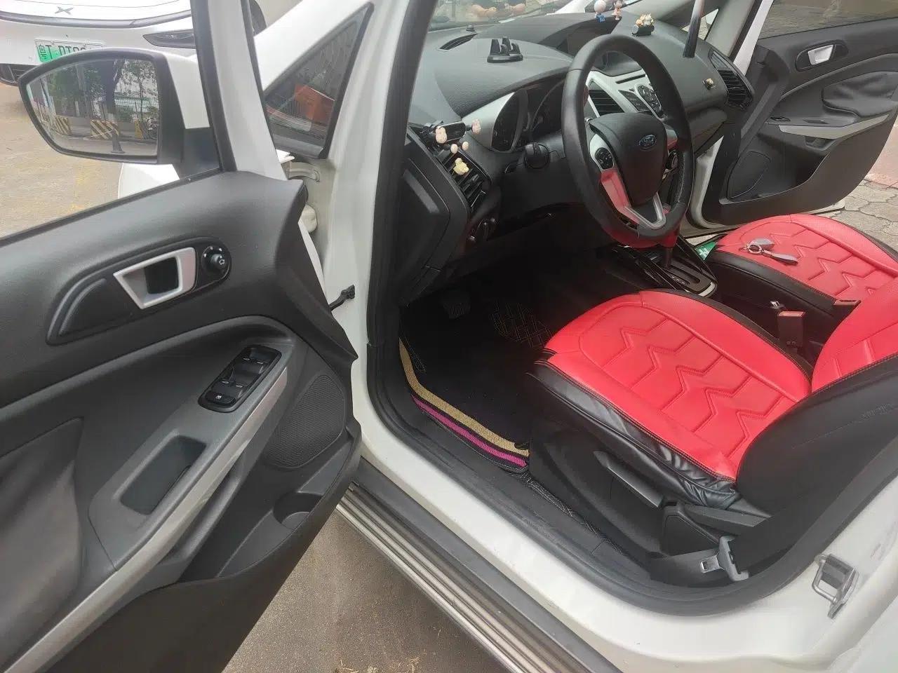 Ford EcoSport 2013 1.5L Automatic Prestige Model — миниатюра 17