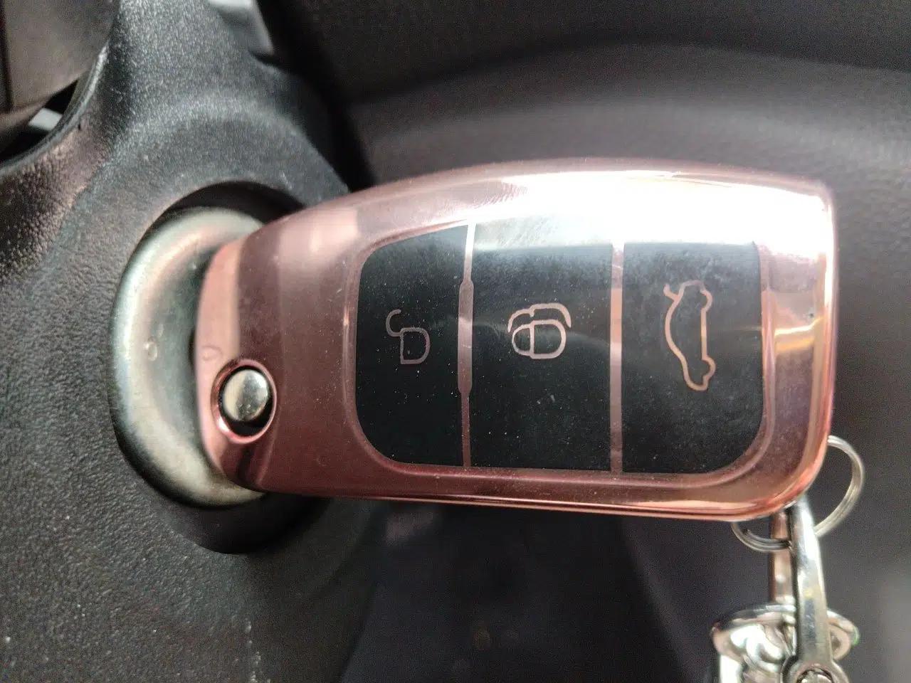 Ford EcoSport 2013 1.5L Automatic Fashion Model — миниатюра 9