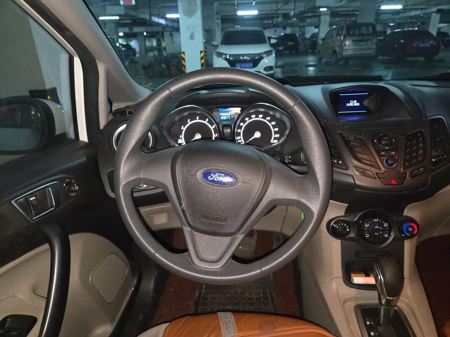 Ford Fiesta 2013 Sedan 1.5L Automatic Prestige Model — миниатюра 11