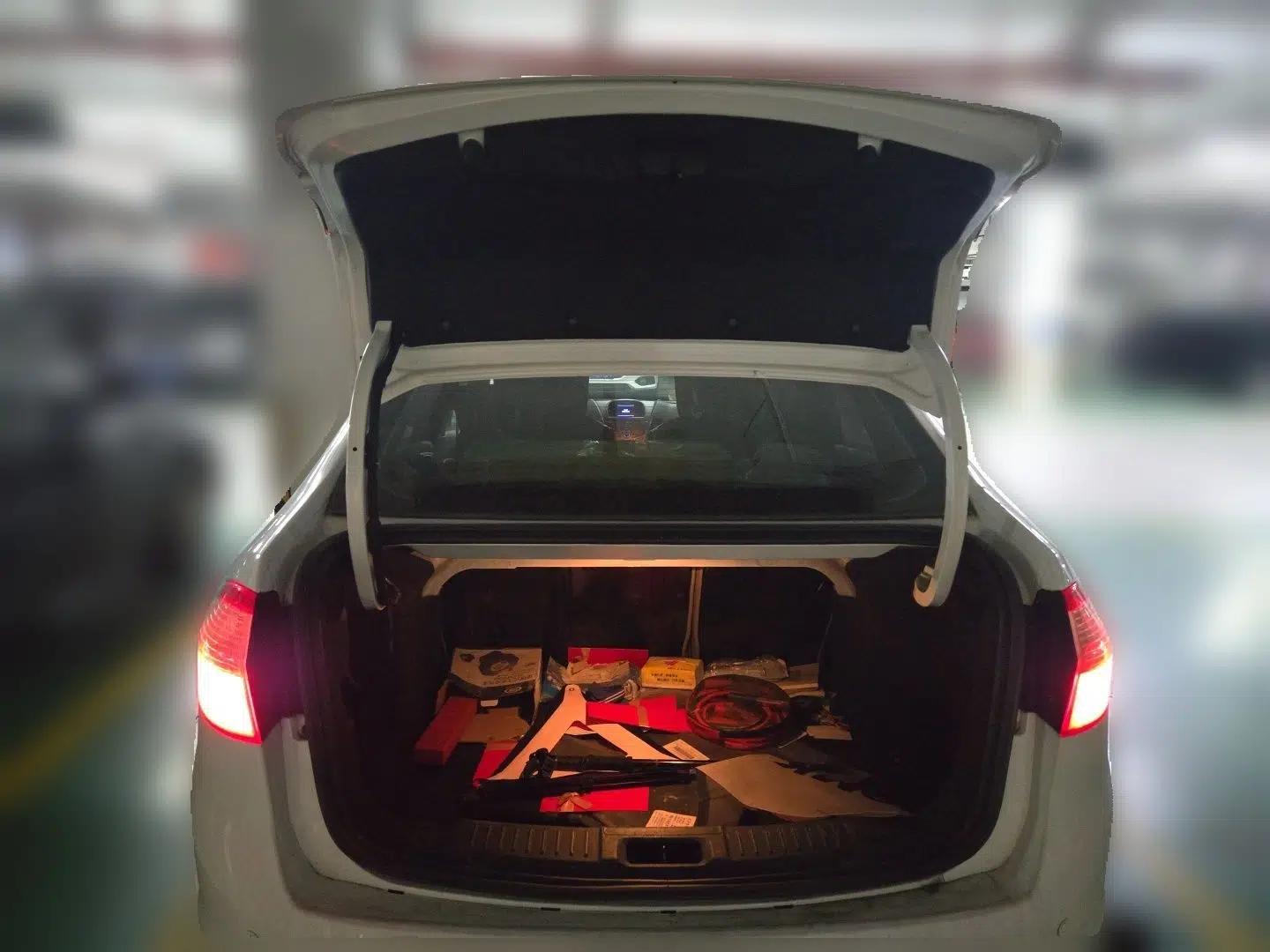 Ford Fiesta 2013 Sedan 1.5L Automatic Prestige Model — миниатюра 20