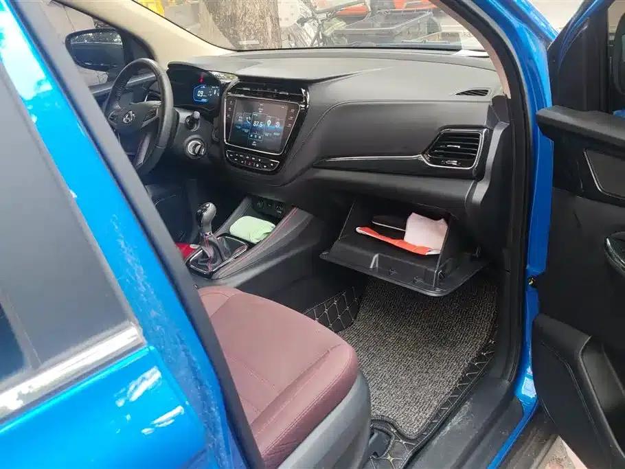 Changan Oushang A800 2017 1.6L Manual Value Edition — миниатюра 8