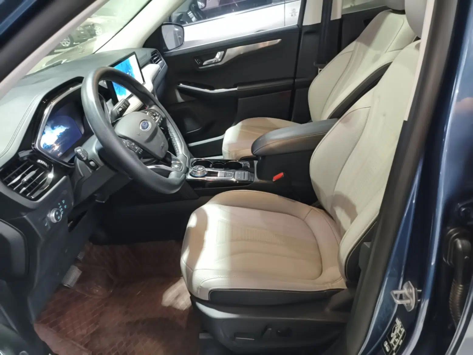 Ford Escape 2020 EcoBoost 245 Two-Wheel Drive Smart & Enjoyment Model — миниатюра 15