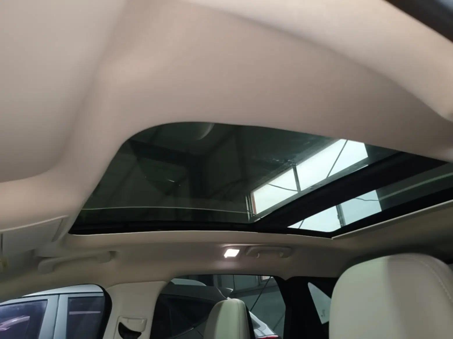 Ford Escape 2020 EcoBoost 245 Two-Wheel Drive Smart & Enjoyment Model — миниатюра 16