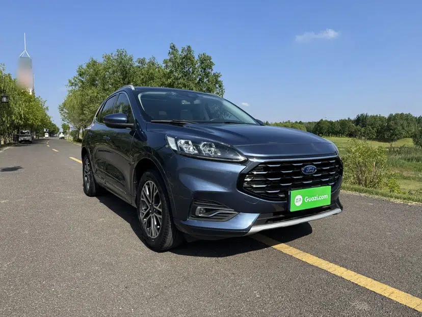 Ford Escape 2020 EcoBoost 245 Two-Wheel Drive Smart & Enjoyment Model — миниатюра 4