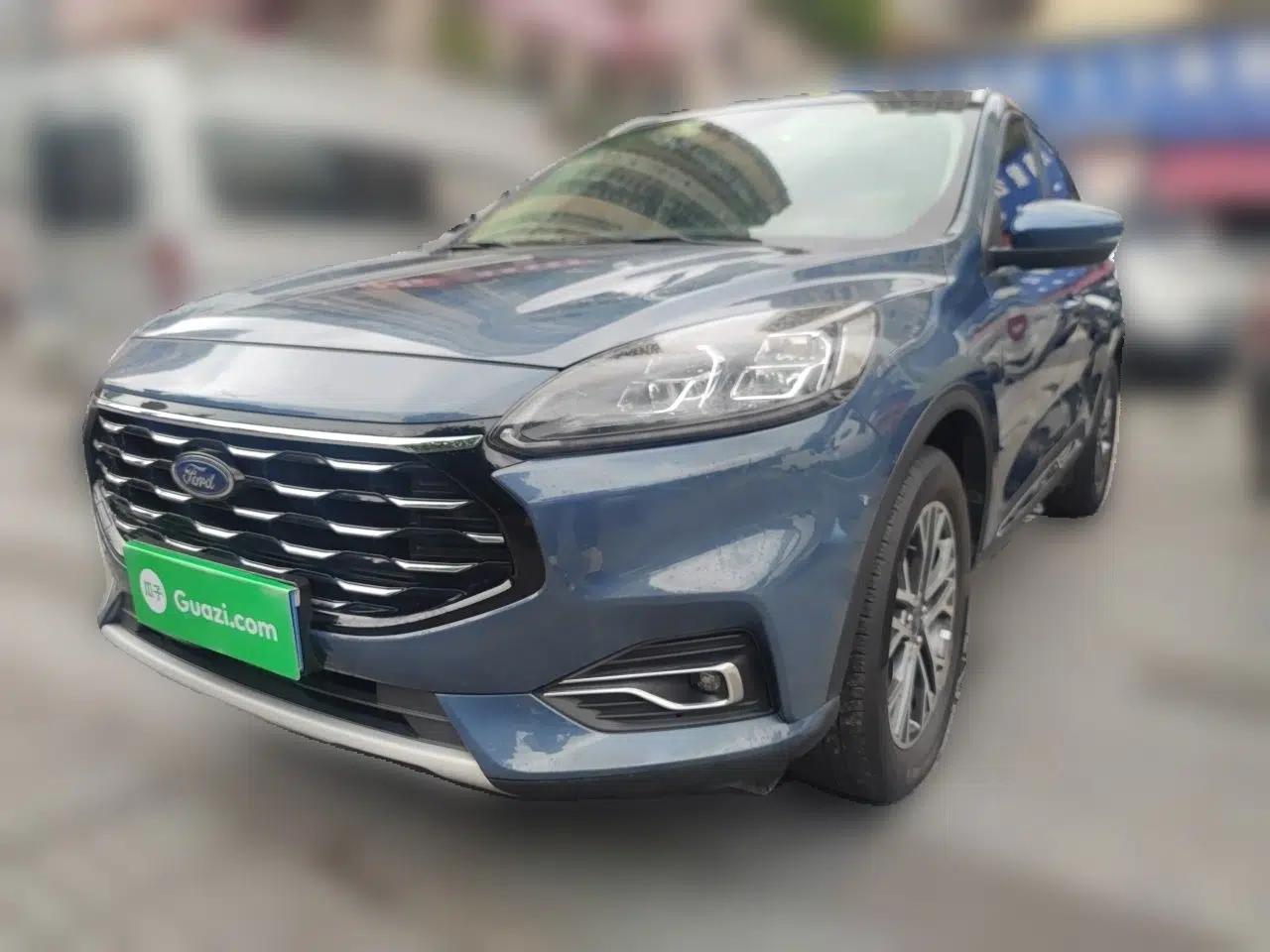 Ford Escape 2020 EcoBoost 245 Four-Wheel Drive Titanium Edition — миниатюра 1