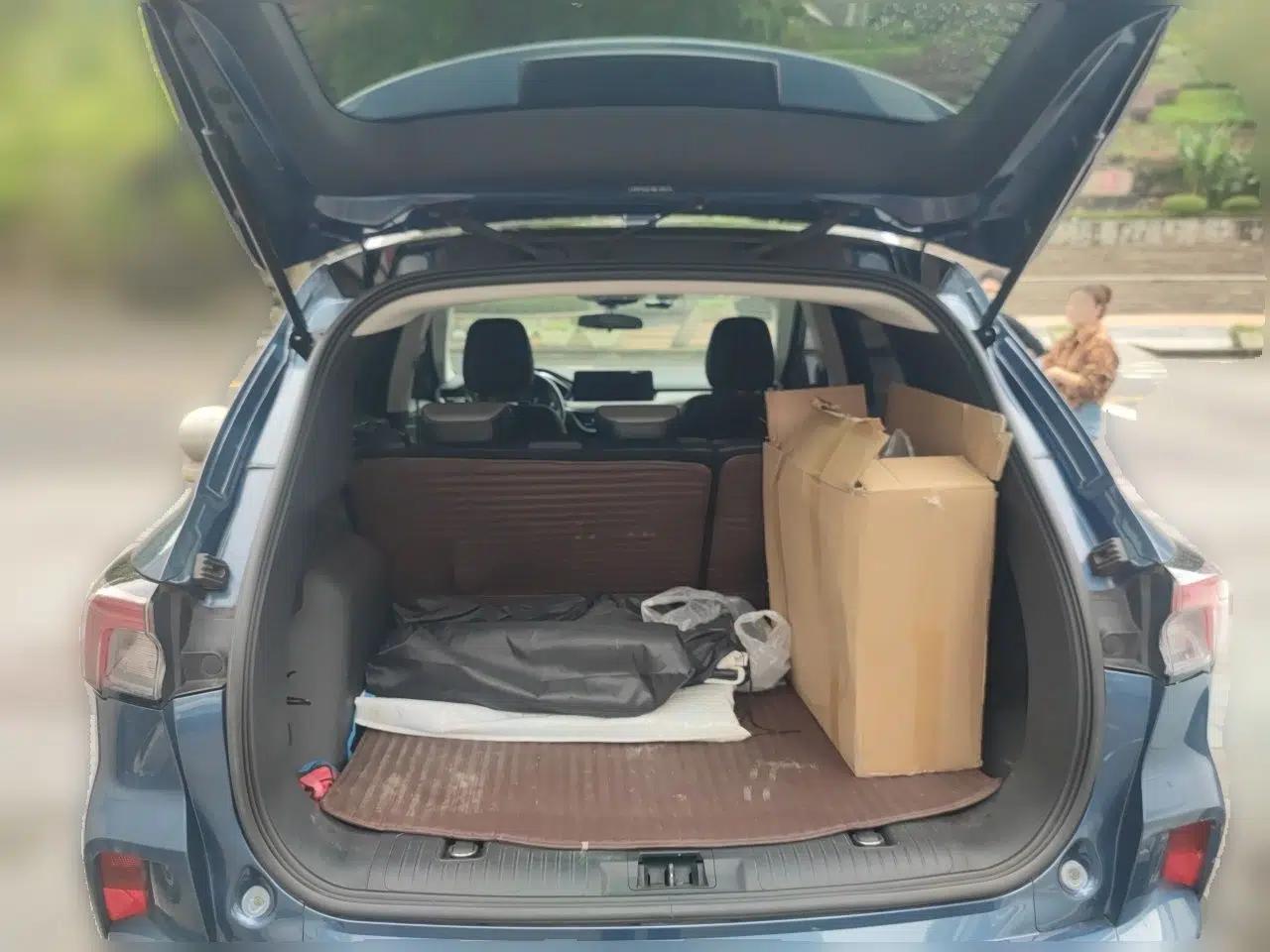 Ford Escape 2020 EcoBoost 245 Four-Wheel Drive Titanium Edition — миниатюра 20