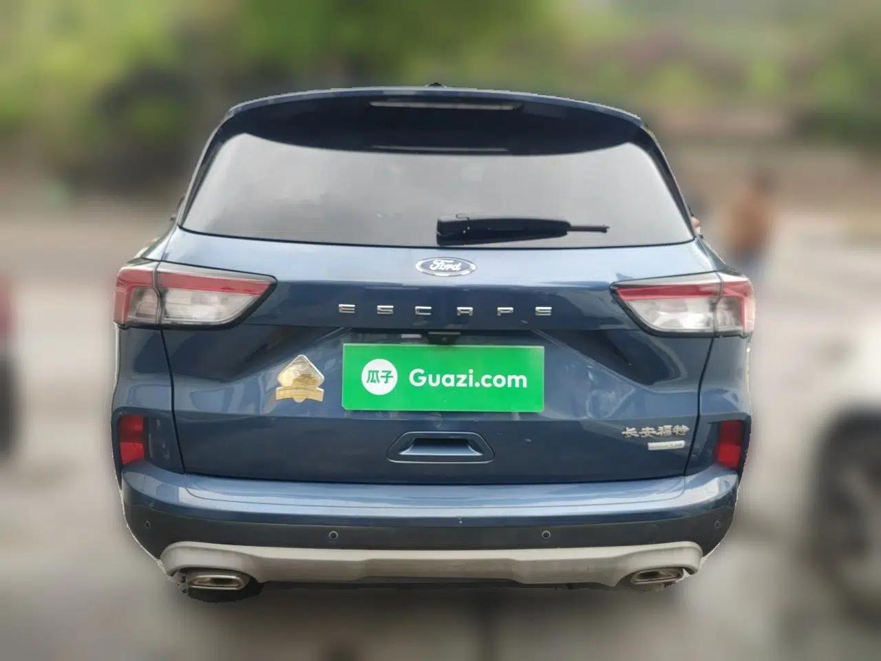 Ford Escape 2020 EcoBoost 245 Four-Wheel Drive Titanium Edition — миниатюра 5