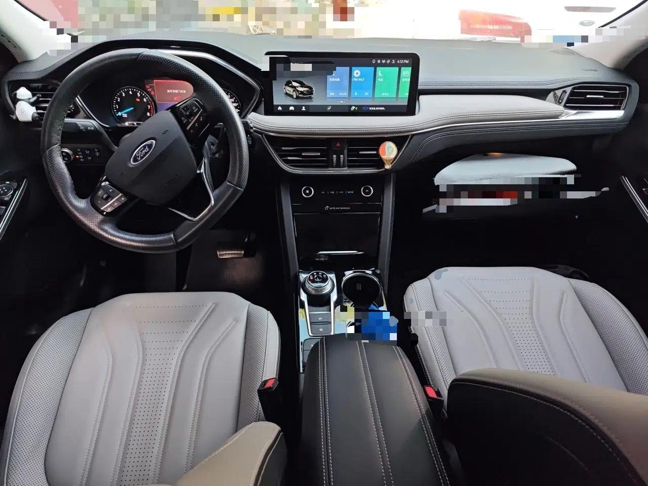 Ford Escape 2020 EcoBoost 245 Two-Wheel-Drive Titanium Edition — миниатюра 10