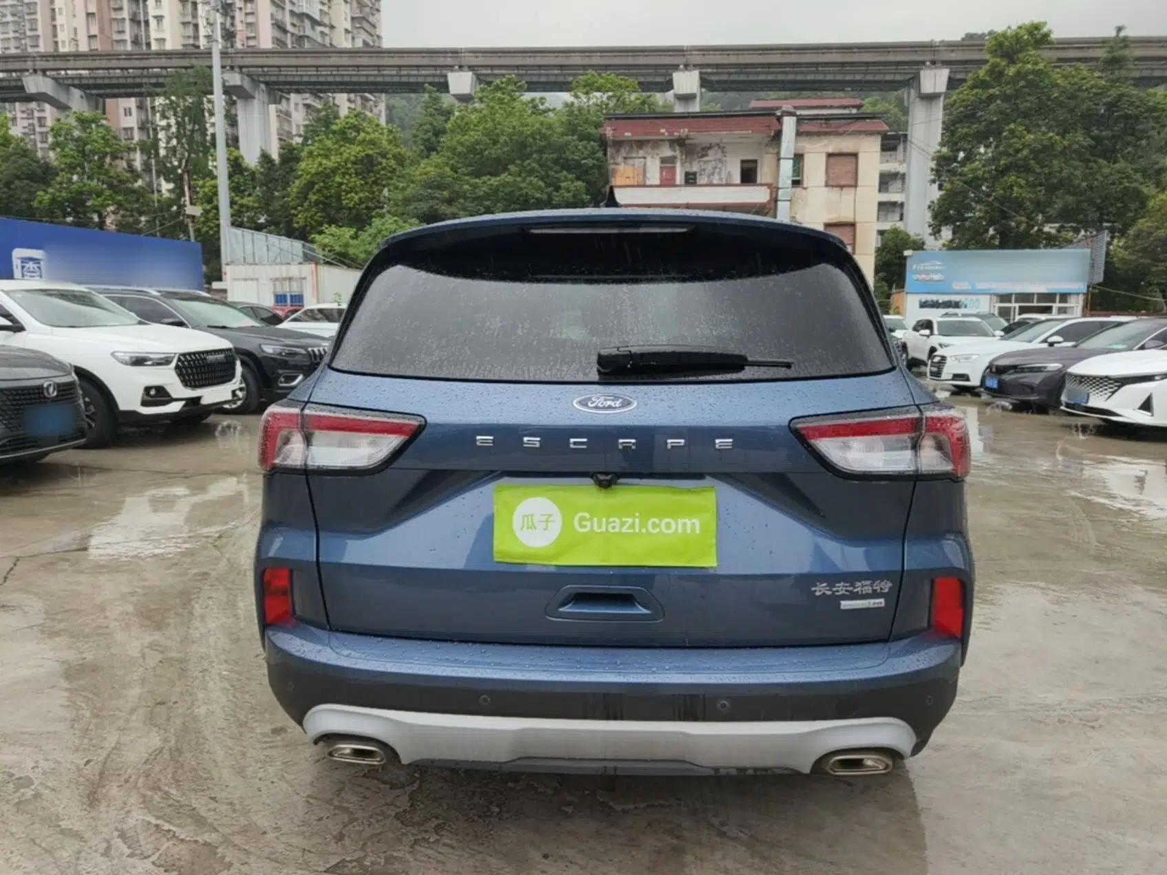 Ford Escape 2020 EcoBoost 245 Two-Wheel-Drive Titanium Edition — миниатюра 5