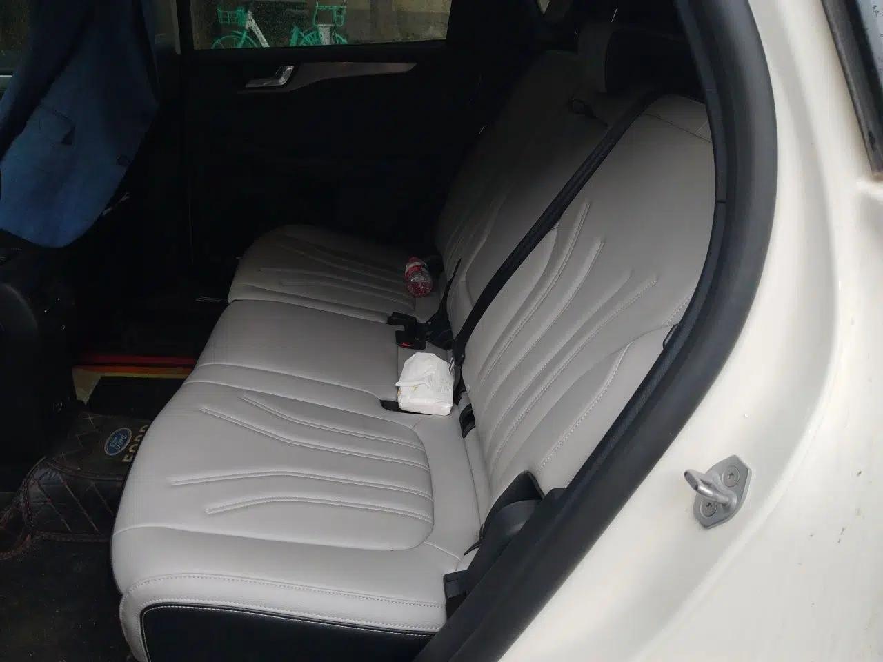 Ford Escape 2020 EcoBoost 245 Two-Wheel-Drive Comfort Edition — миниатюра 18