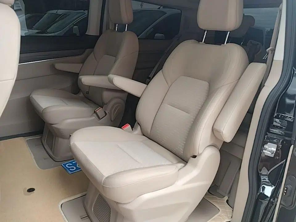 Ford Tourneo Custom 2023 2.0T Automatic Comfort Edition — миниатюра 20