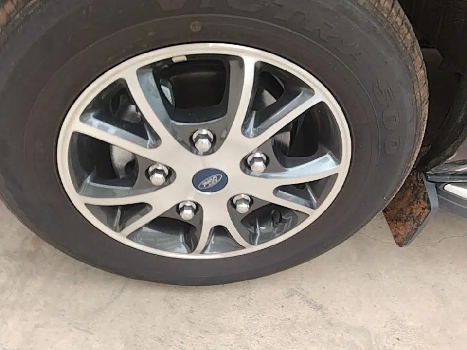 Ford Tourneo Custom 2023 2.0T Automatic Comfort Edition — миниатюра 8