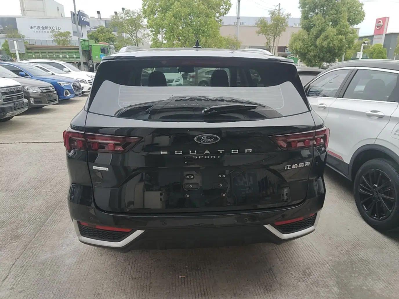 Ford Equator Sport 2023 EcoBoost 170 Platinum Edition — миниатюра 5