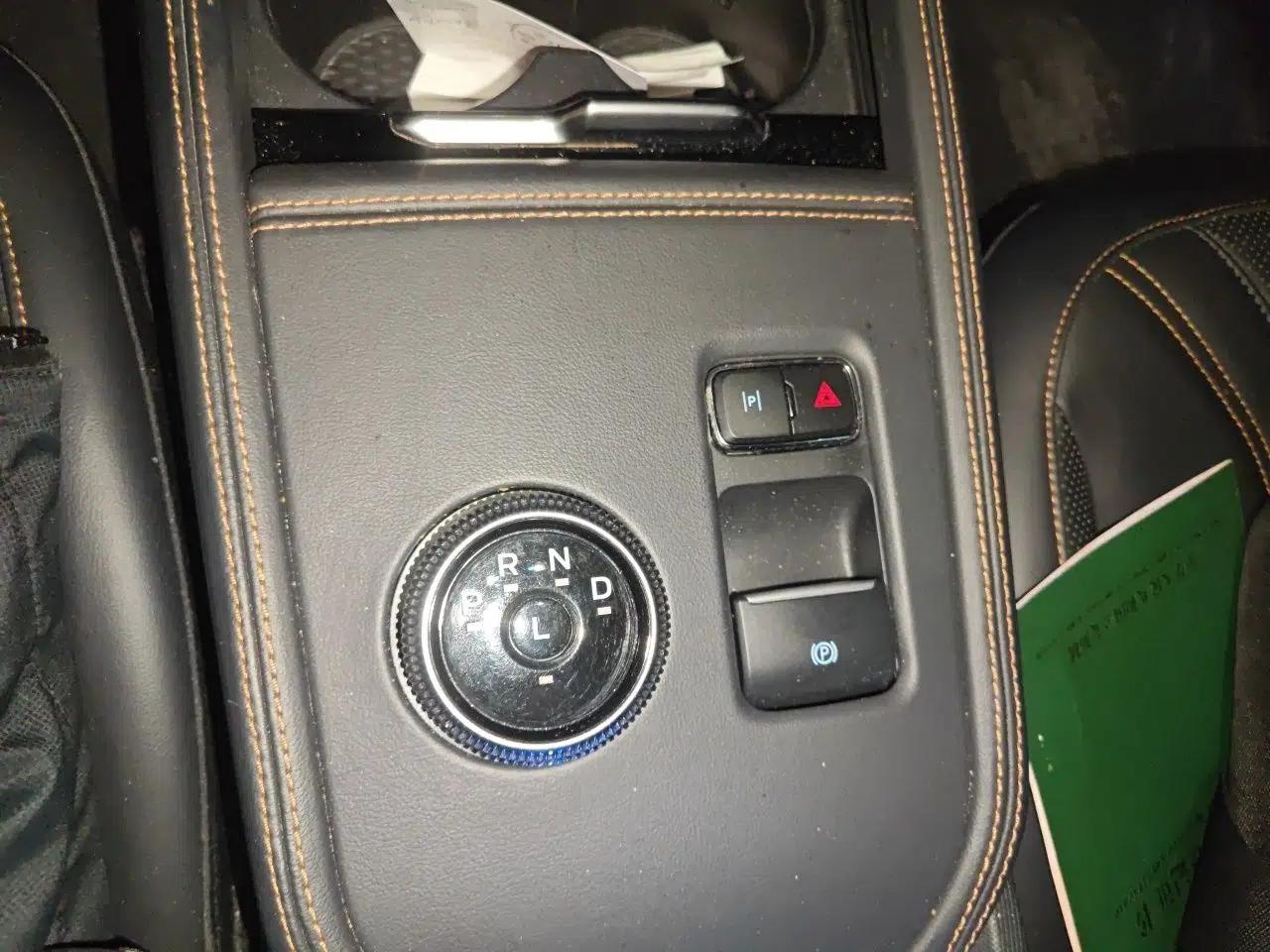 Ford Mustang Mach-E 2021 GT Model — миниатюра 15