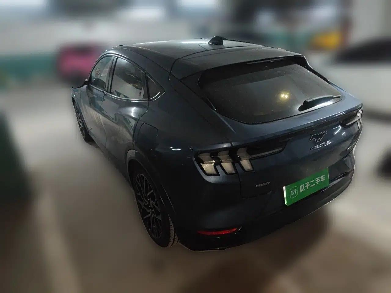 Ford Mustang Mach-E 2021 GT Model — миниатюра 4