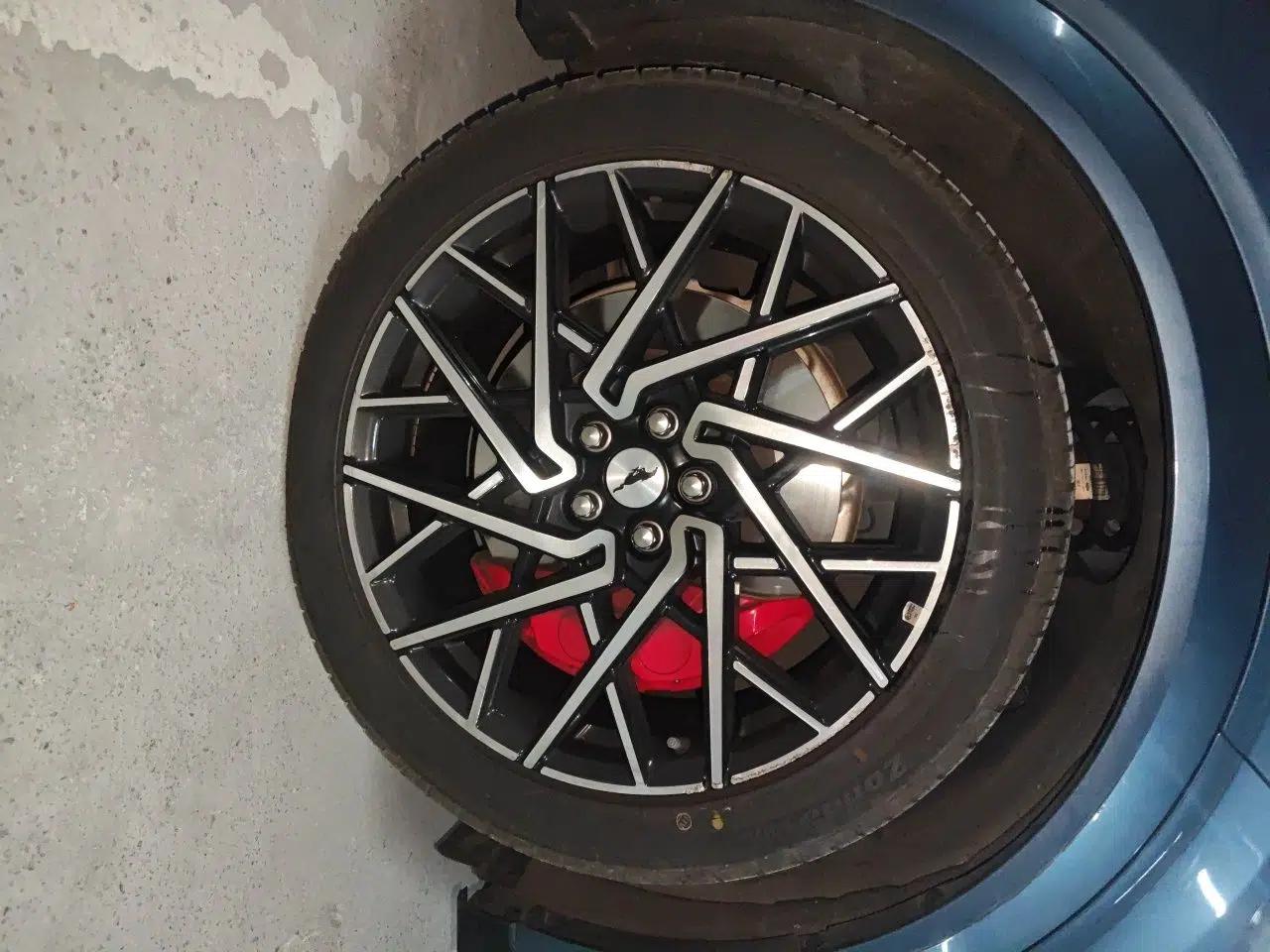 Ford Mustang Mach-E 2021 GT Model — миниатюра 8