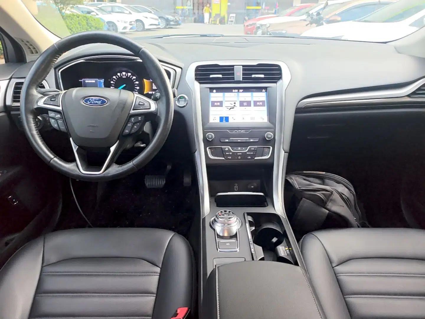 Ford Mondeo New Energy 2018 2.0 PHEV Smart-Controlled Fashion Edition China VI Standard — миниатюра 13