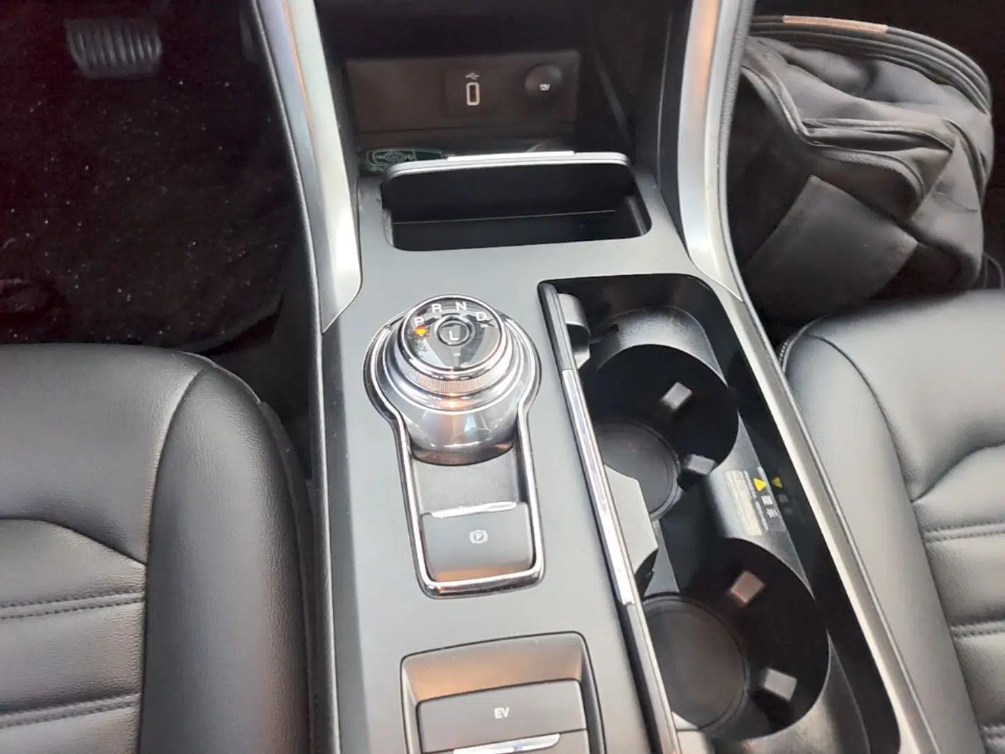 Ford Mondeo New Energy 2018 2.0 PHEV Smart-Controlled Fashion Edition China VI Standard — миниатюра 17