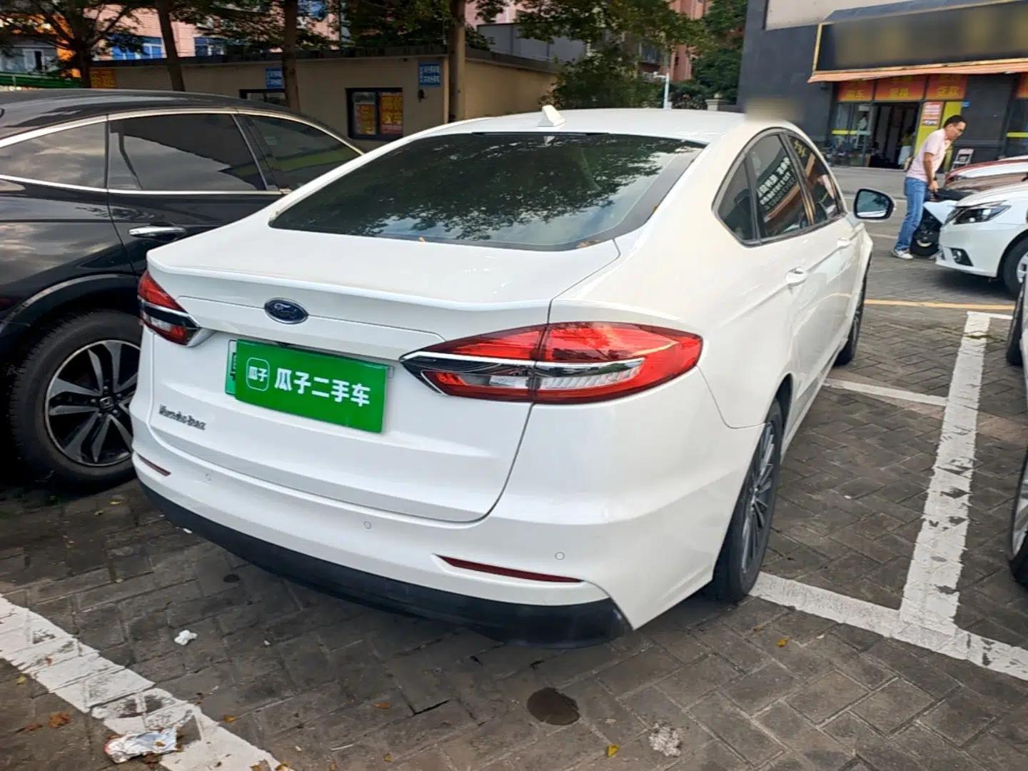 Ford Mondeo New Energy 2018 2.0 PHEV Smart-Controlled Fashion Edition China VI Standard — миниатюра 6