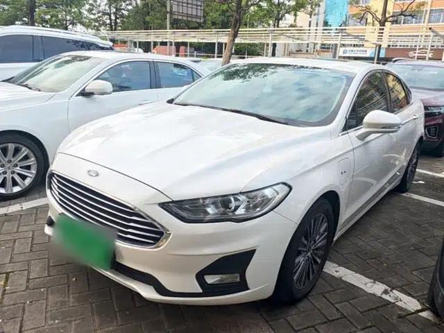 Ford Mondeo New Energy 2018 2.0 PHEV Smart-Controlled Fashion Edition China VI Standard