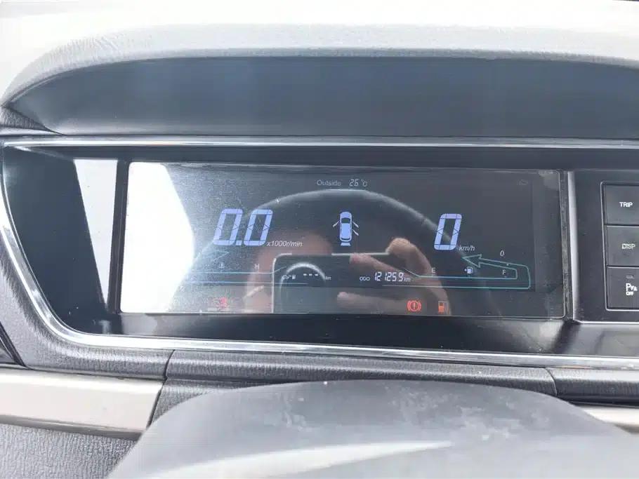 Changan Oushang A600 2016 1.5L Manual Deluxe 6-Seater — миниатюра 14