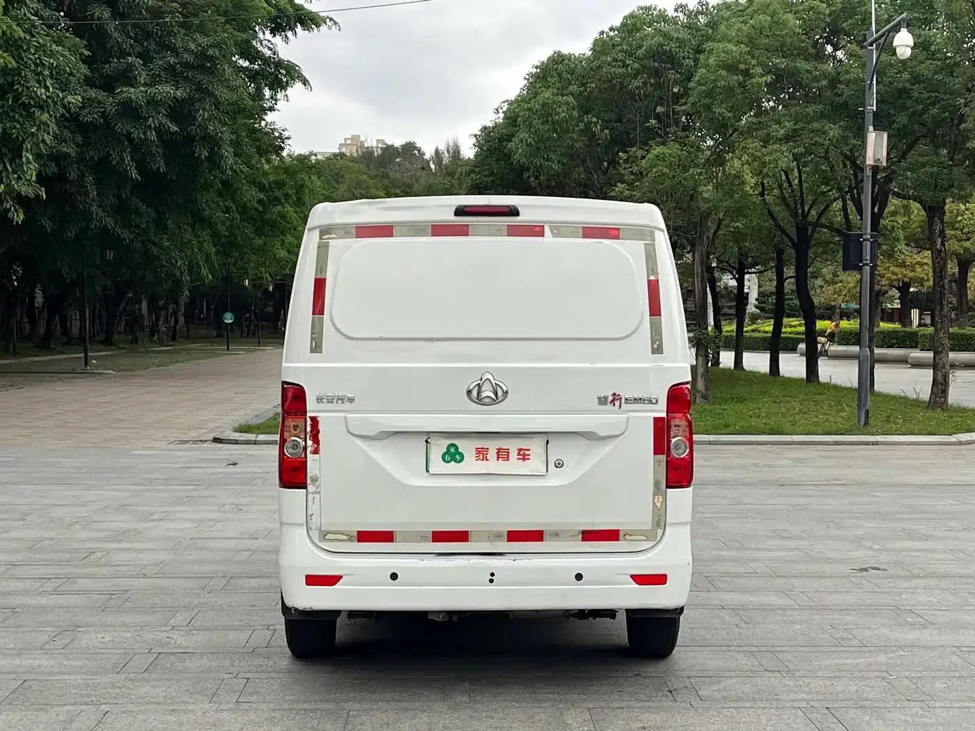 Changan Ruixing EM60 2022 Pure Electric Van, Model 4498, Length, Flat Top, Hatchback Door, 2 Seats, 60kW, 41.86kWh — миниатюра 13