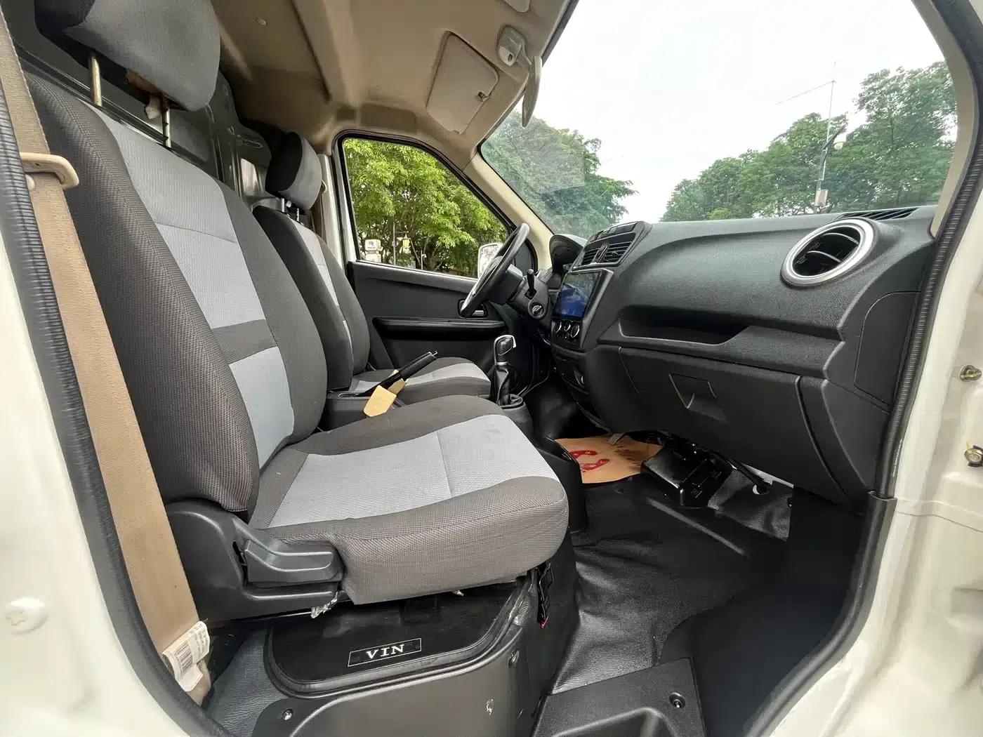 Changan Ruixing EM60 2022 Pure Electric Van, Model 4498, Length, Flat Top, Hatchback Door, 2 Seats, 60kW, 41.86kWh — миниатюра 10