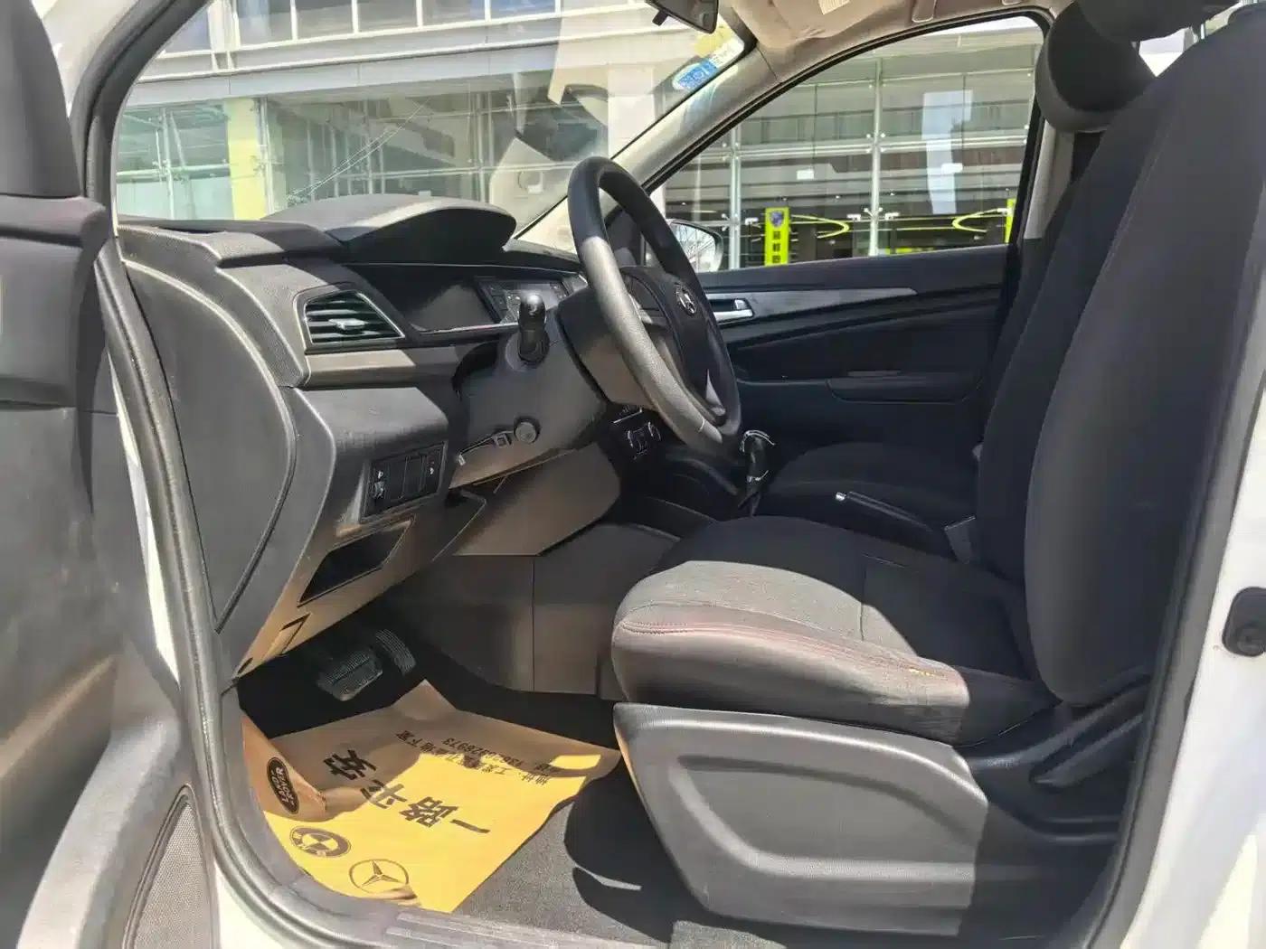 Changan Oushang A600EV 2019 Facelift 5-Seater — миниатюра 13