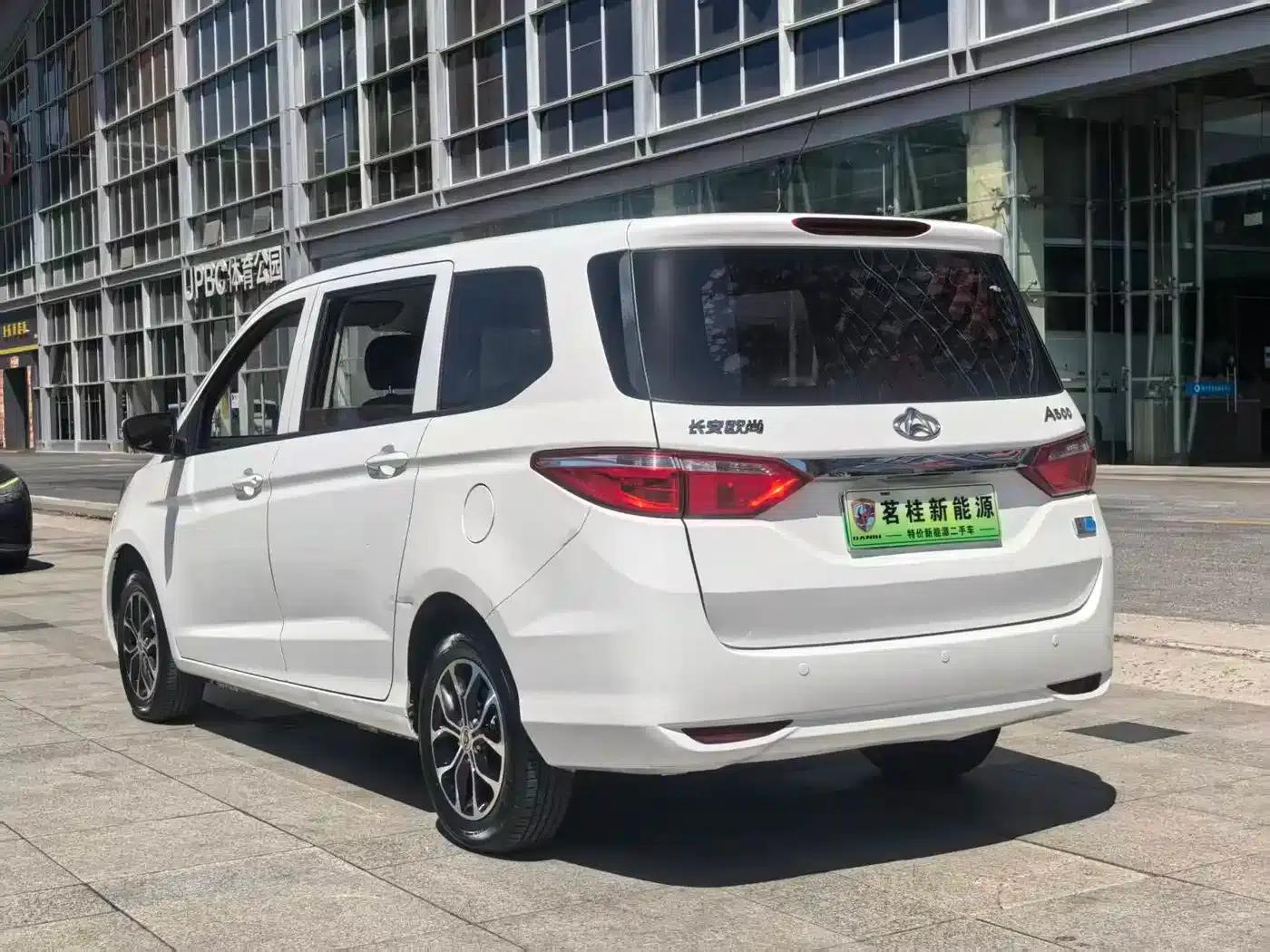 Changan Oushang A600EV 2019 Facelift 5-Seater — миниатюра 6