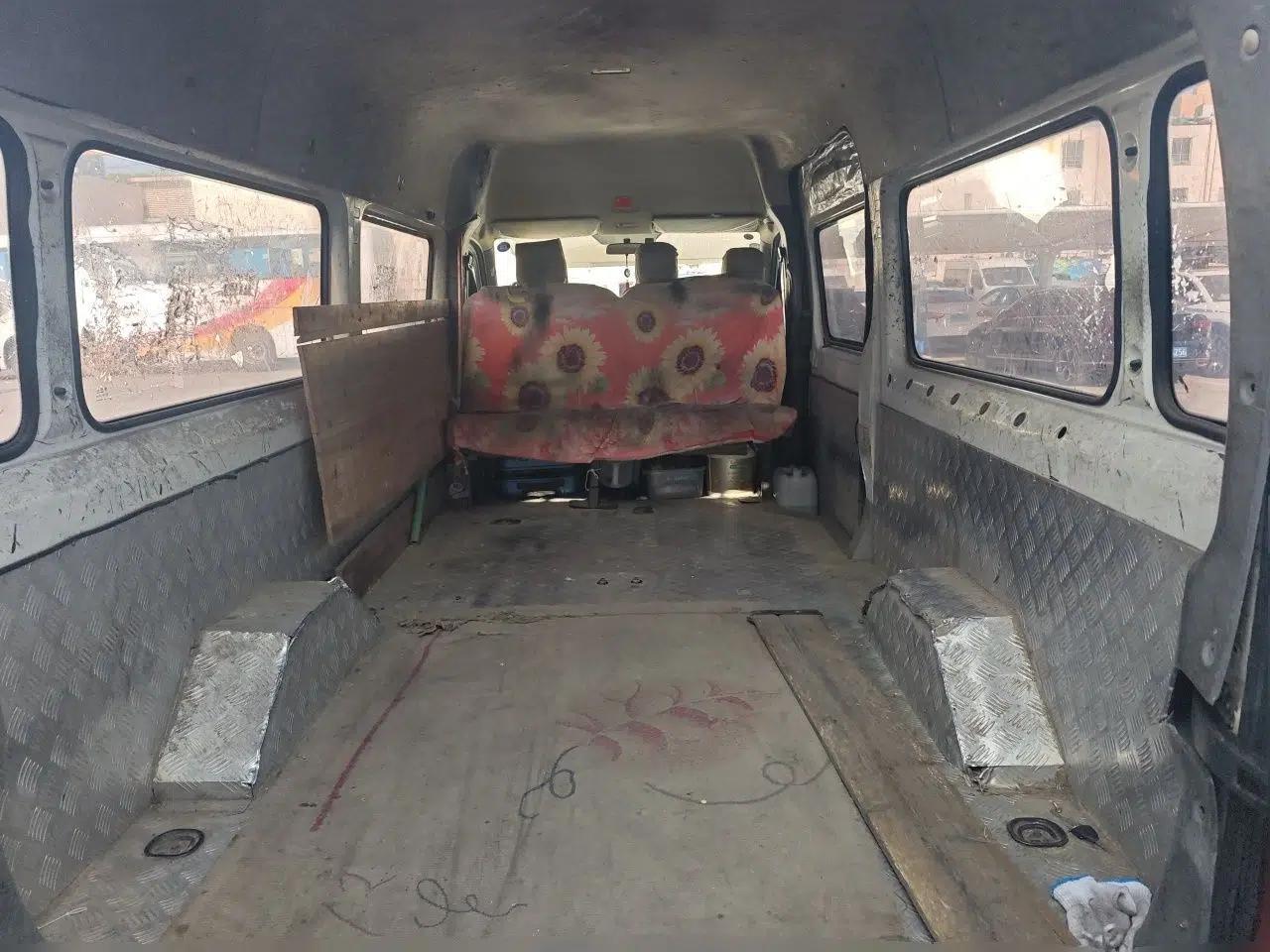 Foton Toano 2020 2.5T Manual Tongtu Extended-Wheelbase Mid-Roof 5/6/7-Seater 4J25TC3 — миниатюра 16