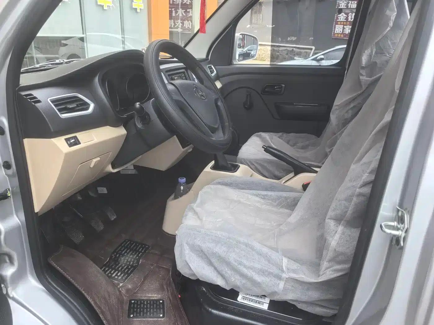 New Leopard T3 2025 Youth Edition, Yu'an 1.6L Single Cab, 2820mm Connected Cargo Box — миниатюра 4