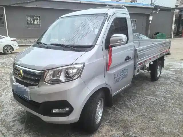 New Leopard T3 2025 Youth Edition, Yu'an 1.6L Single Cab, 2820mm Connected Cargo Box