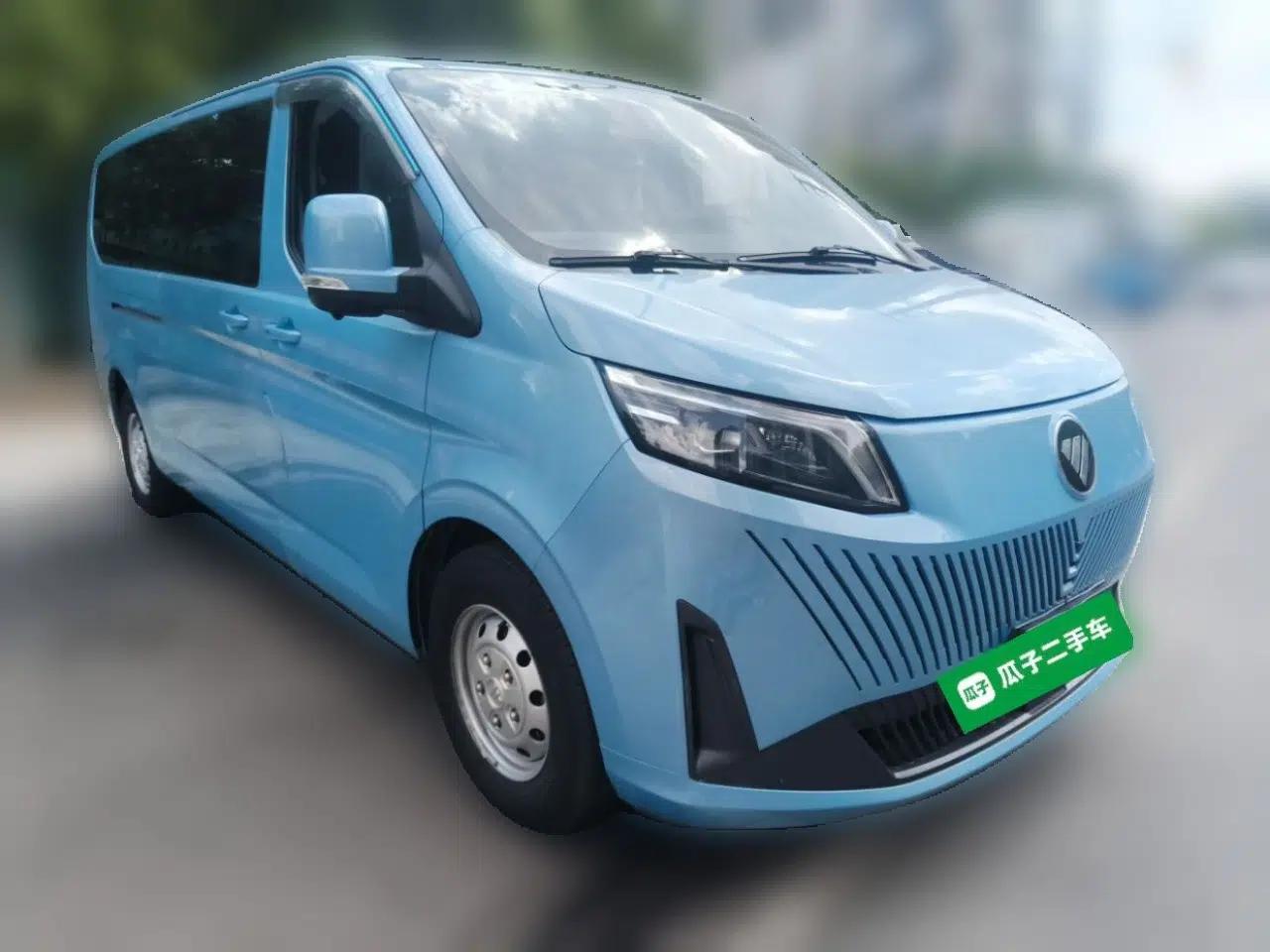 Foton Tianyuan V 2024 Tuyano Grand V CITY 2.0T Manual Long Wheelbase Flat Roof Rear Single Tire – Available in 5/6/7/9-Seater Configurations — миниатюра 3