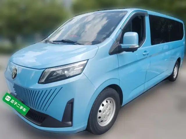 Foton Tianyuan V 2024 Tuyano Grand V CITY 2.0T Manual Long Wheelbase Flat Roof Rear Single Tire – Available in 5/6/7/9-Seater Configurations