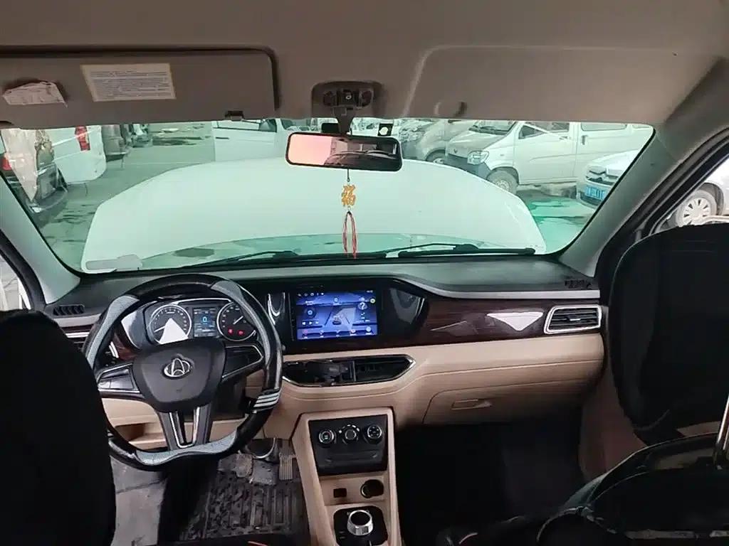 Crossstar V5 EV 2024 Smart Edition 6-seater with double doors — миниатюра 18