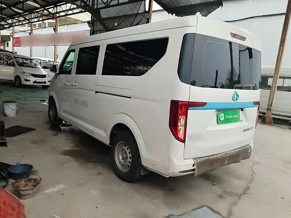 Crossstar V5 EV 2024 Smart Edition 6-seater with double doors — миниатюра 5